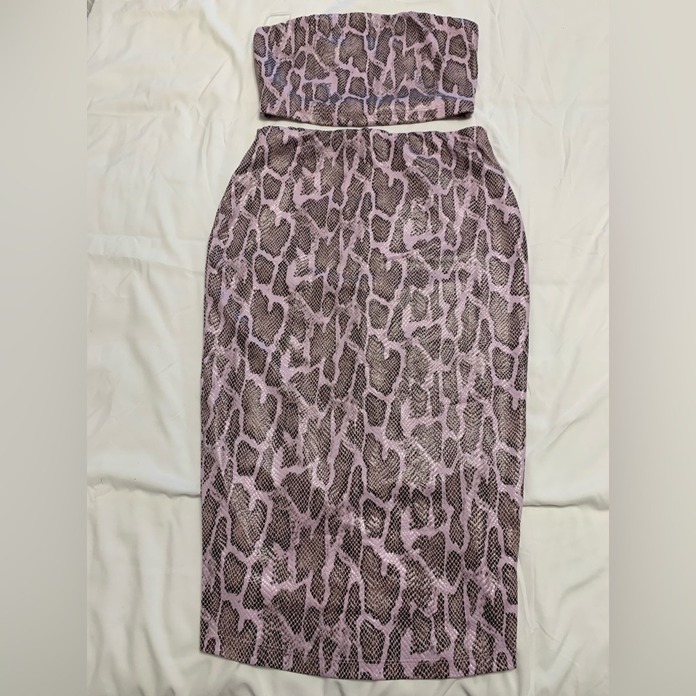 NWOT - FashionNova Two Piece Set (M)